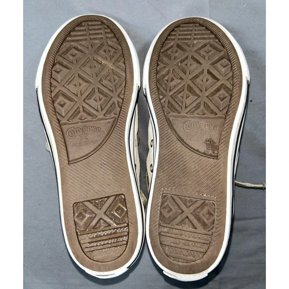 Converse Chuck Taylor All Star Shoes Youth Size 3 Gold Leather High Top 662798C